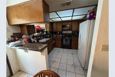 1322 W Avenue J4, Lancaster, CA 93534 - Photo 6
