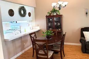 19946 Ave Of The Oaks, Newhall, CA 91321 - Photo 16