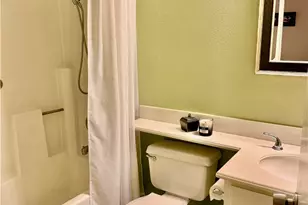 19946 Ave Of The Oaks, Newhall, CA 91321 - Photo 34