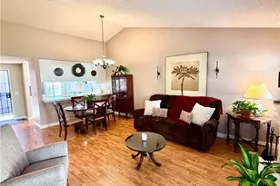 19946 Ave Of The Oaks, Newhall, CA 91321 - Photo 2