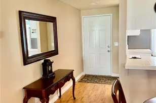 19946 Ave Of The Oaks, Newhall, CA 91321 - Photo 6