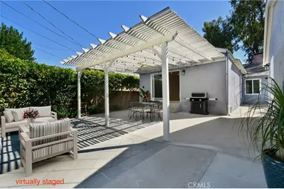 22025 De La Osa, Woodland Hills, CA 91364 - Photo 22