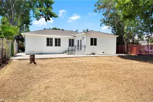 7032 Penfield Ave, Winnetka, CA 91306 - Photo 2