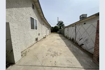 412 Beech, Bakersfield, CA 93304 - Photo 12