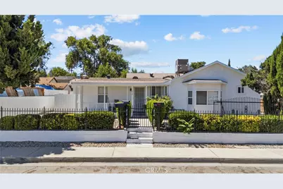 212 W Kildare Street, Lancaster, CA 93534 - Photo 2