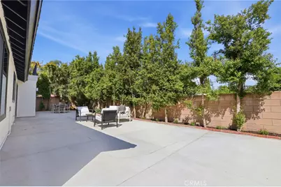 10526 Balcom St, Granada Hills, CA 91344 - Photo 50