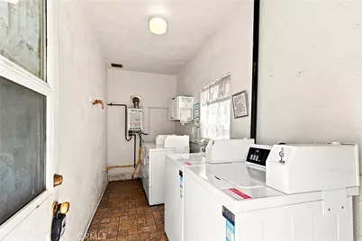 15034 Dickens, Los Angeles, CA 91403 - Photo 18
