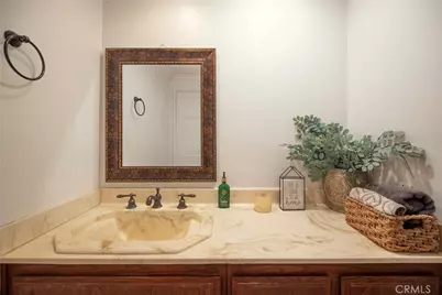 24420 Victory, West Hills, CA 91367 - Photo 12
