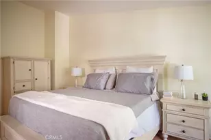 24420 Victory, West Hills, CA 91367 - Photo 18