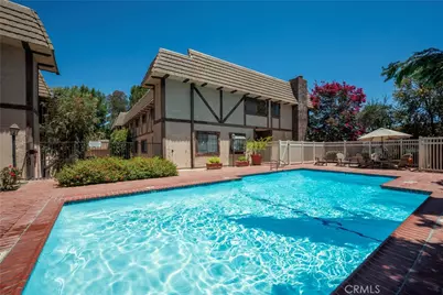 24420 Victory, West Hills, CA 91367 - Photo 32