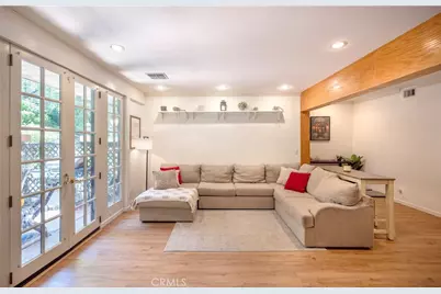 24420 Victory #06, West Hills, CA 91367 - Photo 6