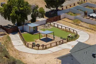 6221 Elizabeth Lake Rd, Leona Valley, CA 93551 - Photo 32