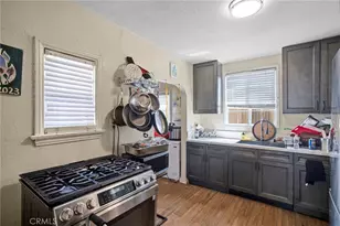 720 E 82nd St, Los Angeles, CA 90001 - Photo 6