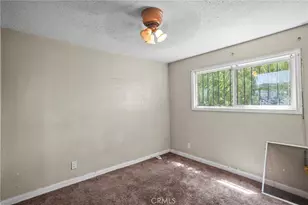 720 E 82nd St, Los Angeles, CA 90001 - Photo 24