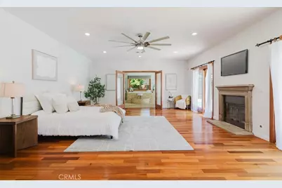 17827 Roscoe Boulevard, Northridge, CA 91325 - Photo 4