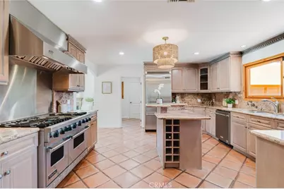 17827 Roscoe Boulevard, Northridge, CA 91325 - Photo 24