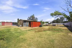 30932 Sidding, Bakersfield, CA 93314 - Photo 32