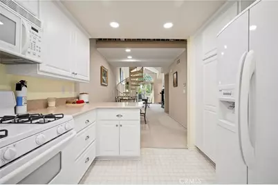 20334 Rue Crevier #622, Canyon Country, CA 91351 - Photo 8