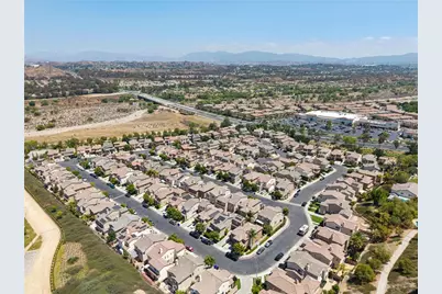 23821 Via Campana, Valencia, CA 91354 - Photo 40