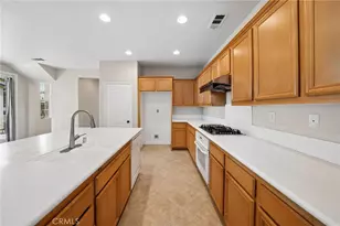 23821 Via Campana, Valencia, CA 91354 - Photo 12