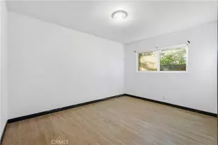 5345 Don Pio Dr, Woodland Hills, CA 91364 - Photo 20