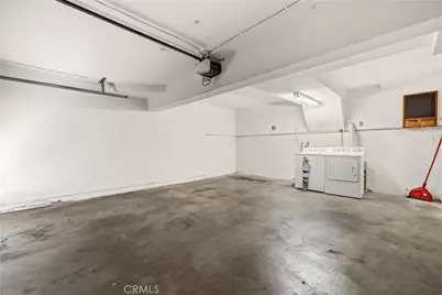 5800 Owensmouth Avenue #14, Woodland Hills, CA 91367 - Photo 20