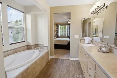 19681 Mathilde, Saugus, CA 91350 - Photo 20