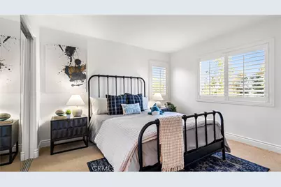 24030 Via Vizcaya, Valencia, CA 91354 - Photo 40