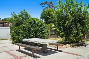 15841 Marlin Pl, Lake Balboa, CA 91406 - Photo 44