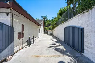 1002 Highlight Dr, West Covina, CA 91791 - Photo 44
