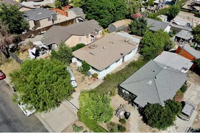 11454 Sunburst Street, Lake View Terrace, CA 91342 - Photo 2