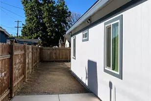 1006 6th, Bakersfield, CA 93304 - Photo 22