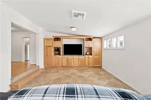 1869 Country Club, Thousand Oaks, CA 91360 - Photo 18