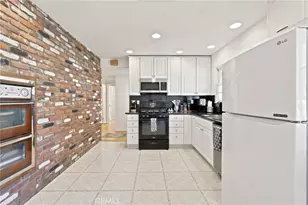 1869 Country Club, Thousand Oaks, CA 91360 - Photo 10