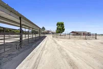 1328 Valov Lane, Bakersfield, CA 93314 - Photo 62