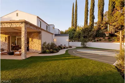 16933 Bosque Drive, Encino, CA 91436 - Photo 48