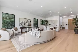 22816 Erwin, Woodland Hills, CA 91367 - Photo 16