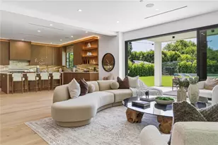 22816 Erwin, Woodland Hills, CA 91367 - Photo 6