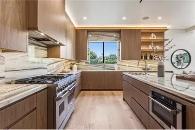 22816 Erwin, Woodland Hills, CA 91367 - Photo 4
