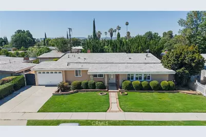 19448 Blythe, Reseda, CA 91335 - Photo 1