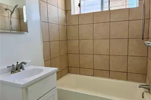 1223 W 69th, Los Angeles, CA 90044 - Photo 14