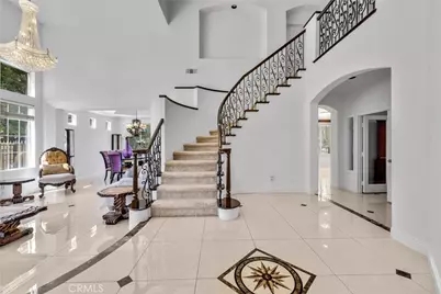 7521 E Hollow Oak Road, Anaheim, CA 92808 - Photo 8