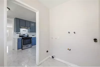 1115 19 St, Bakersfield, CA 93305 - Photo 14