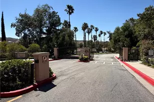 26341 Rainbow Glen Dr, Newhall, CA 91321 - Photo 24
