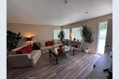 15057 Paddock, Los Angeles, CA 91342 - Photo 18