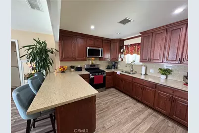 15057 Paddock, Los Angeles, CA 91342 - Photo 12