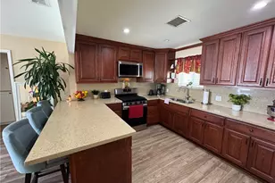 15057 Paddock, Los Angeles, CA 91342 - Photo 12