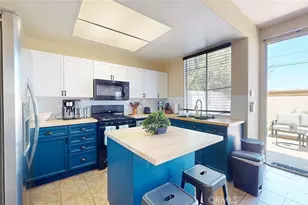 30430 Daisy Ct, Castaic, CA 91384 - Photo 10