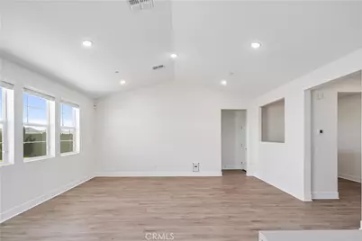 213 Cassano, Tehachapi, CA 93561 - Photo 8