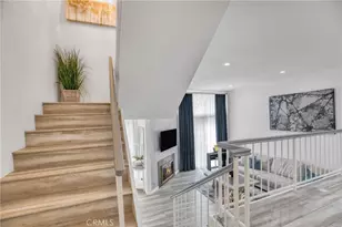 9000 Vanalden, Northridge, CA 91324 - Photo 8